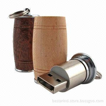 Wooden barrel USB flash drive
